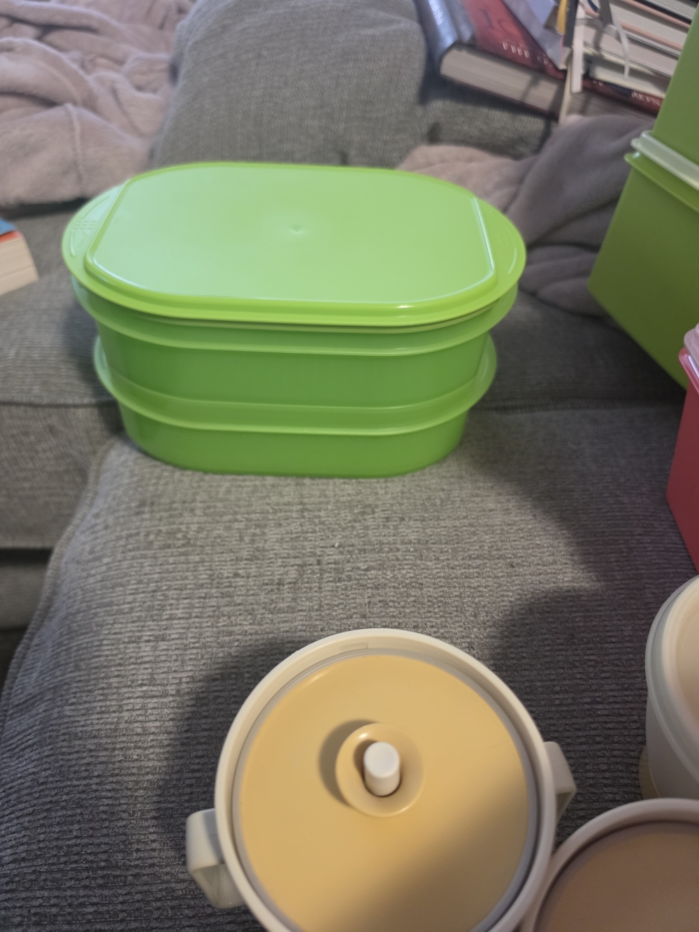 Tupperware Green Stackable Food Storage Container - Home Kitchen